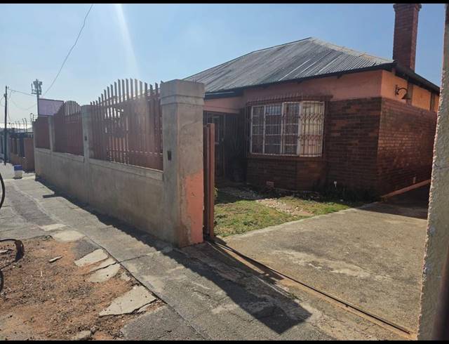 3 BEDROOM HOUSE FOR SALE IN TOWNSVIEW